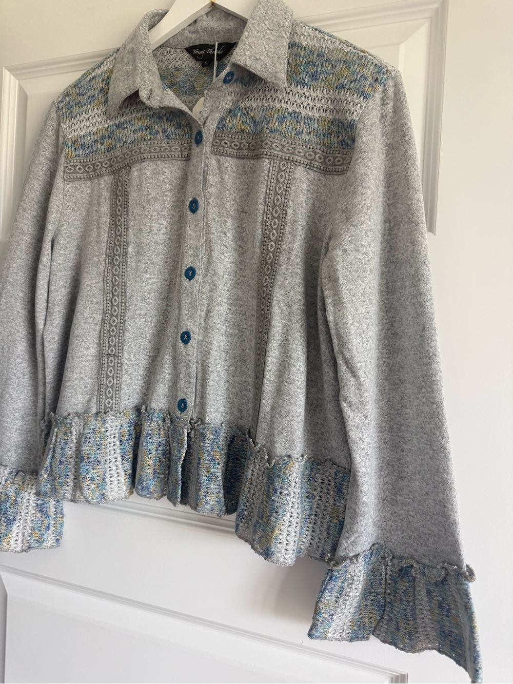 Young Threads NWT Boho Ruffle Hem Button Front Top Small - Picture 2 of 10